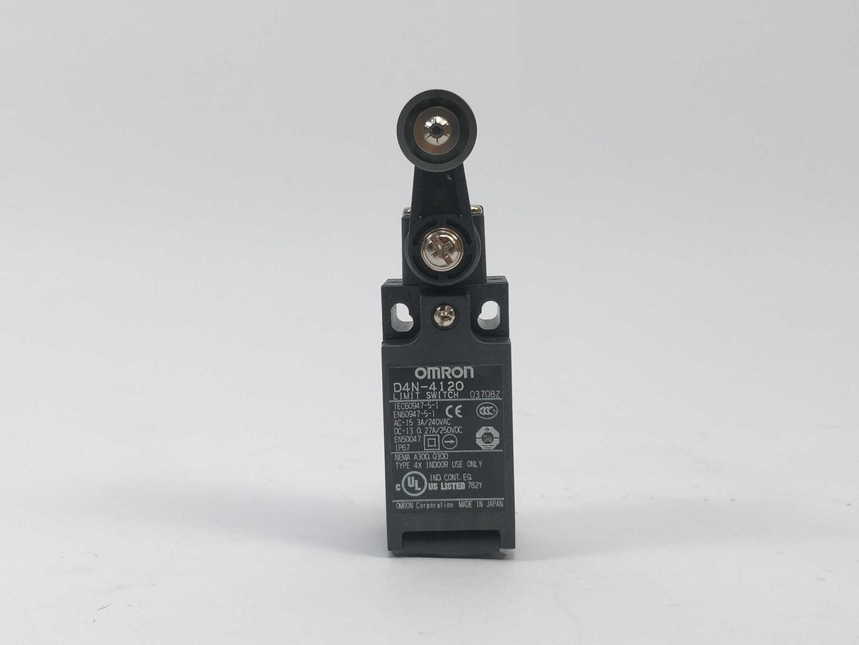 OMRON D4N-4120 Limit switch