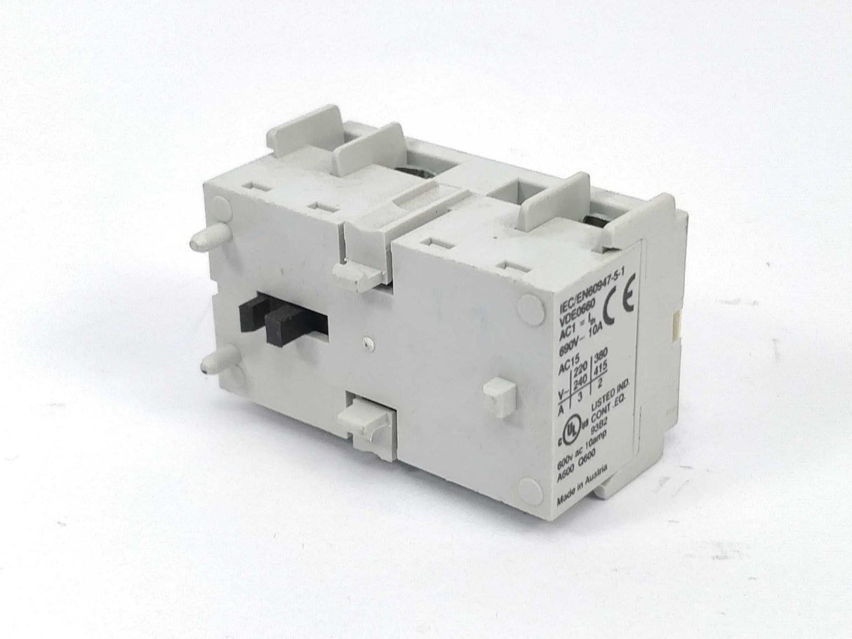 OMRON J73KN-A-11 (J7KNA-AR) Front auxiliary block 10 Pcs.