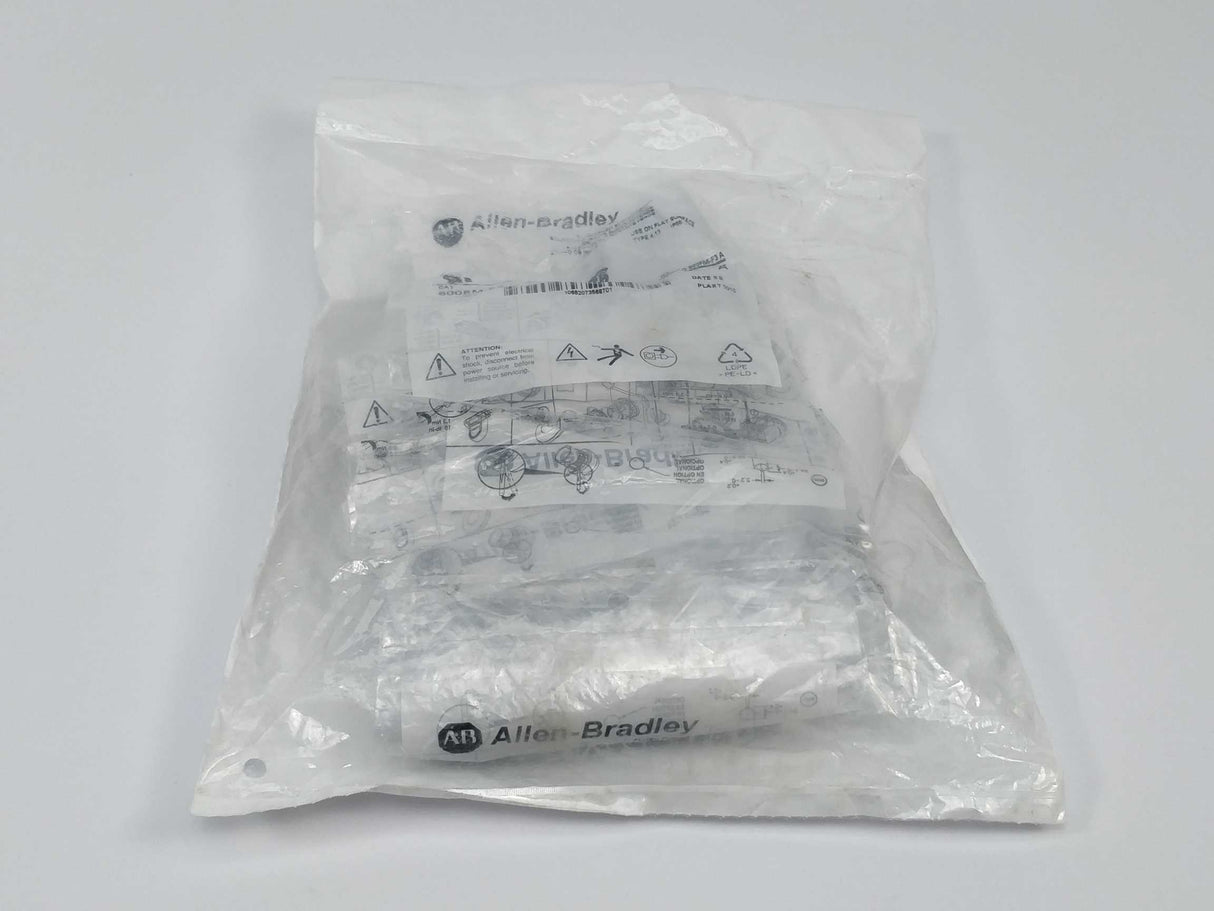 AB 800FM-F3 FLUSH PUSH BUTTON GREEN 10 Pcs