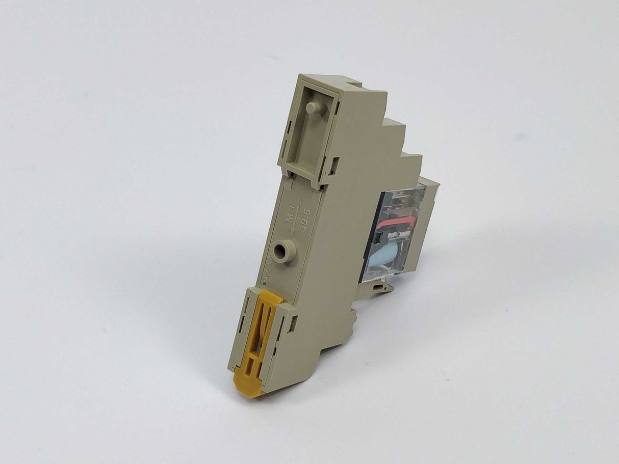 OMRON G2R-1-SNI (S) Relay with P2RF-05-E