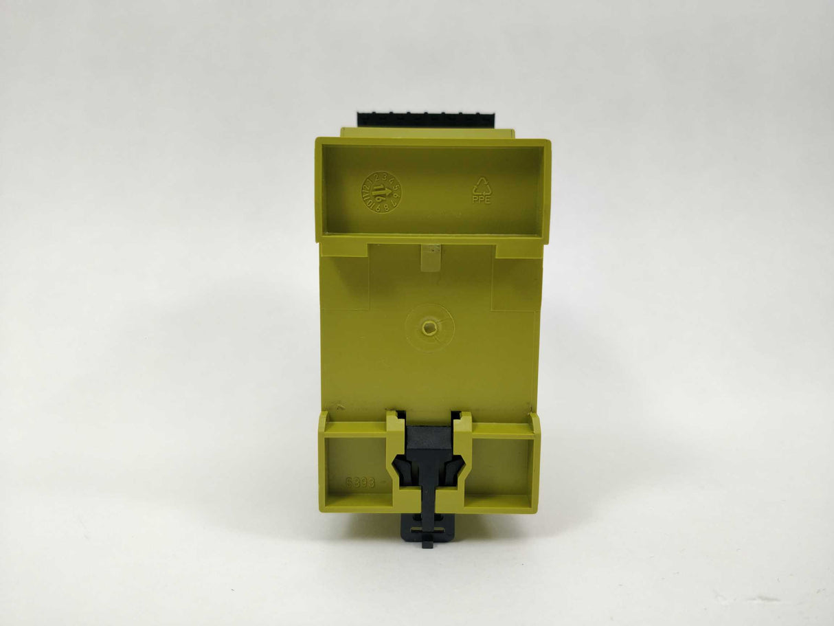 Pilz PNOZXV2P 787502 Safety relay 24VDC