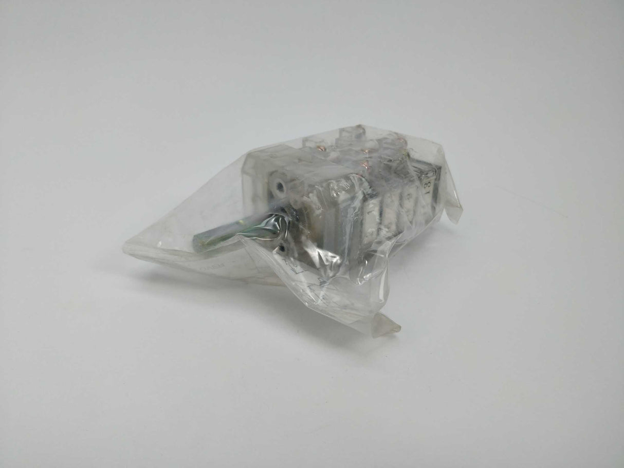 Fuji Electric BH-C4E Change over switch