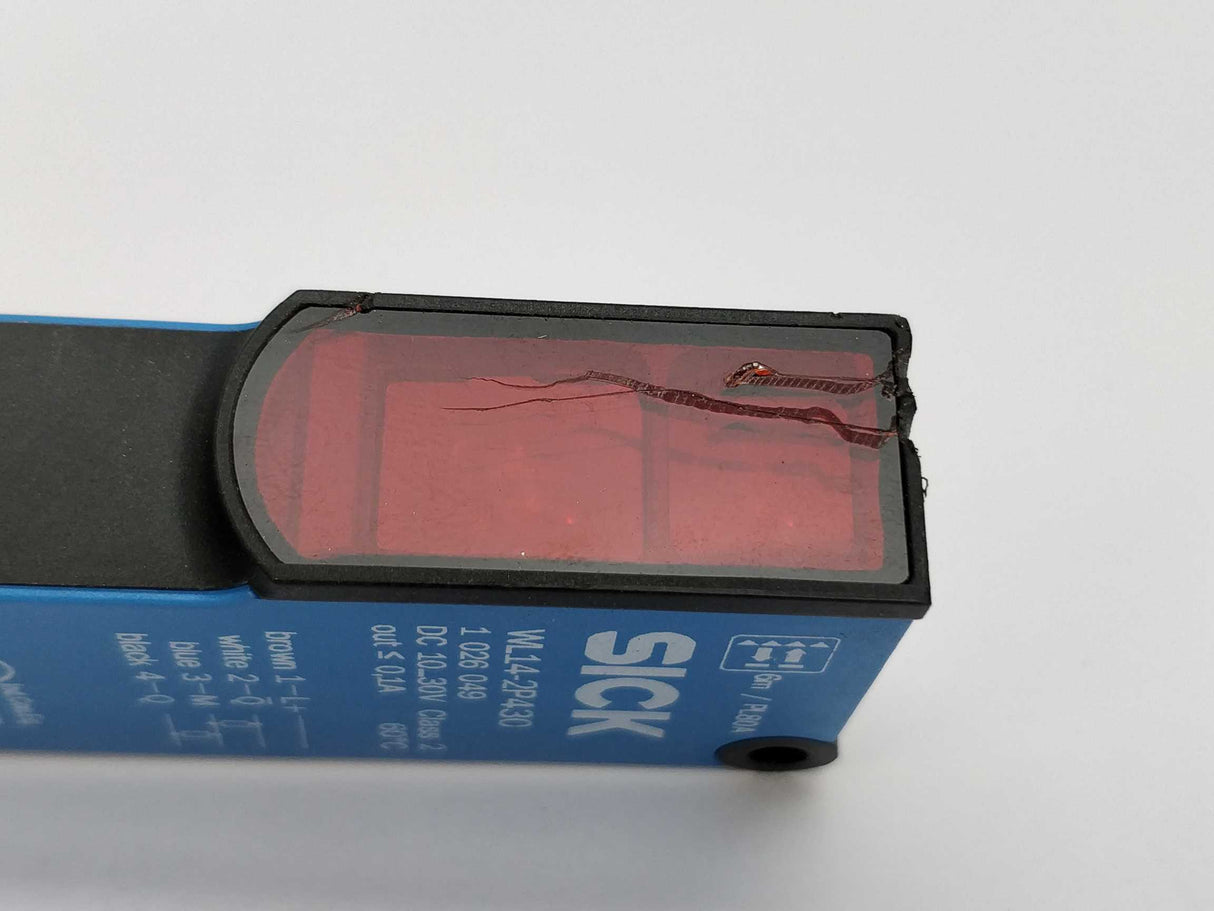 SICK 1026049 WL14-2P430 Small photoelectric sensor