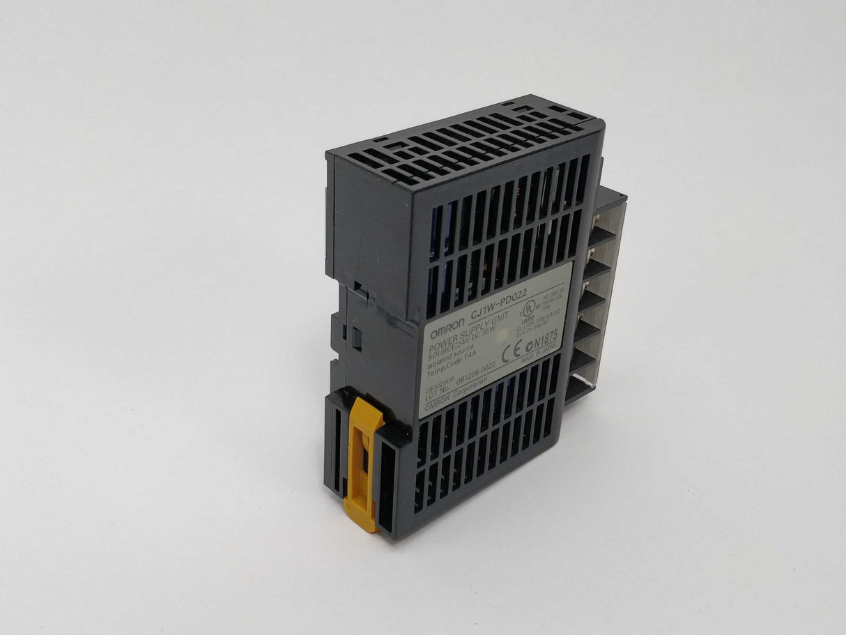 OMRON CJ1W-PD022 Power supply unit 24V