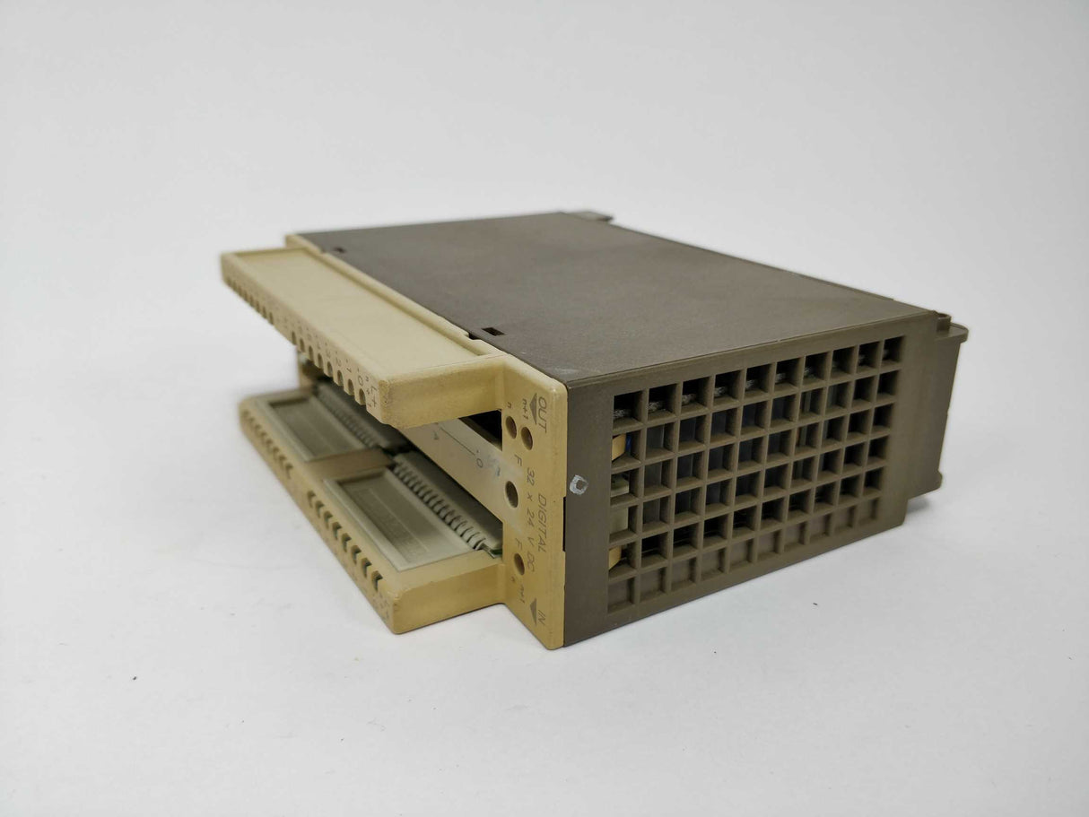 Siemens 6ES5482-8MA12 Simatic S5, E:02