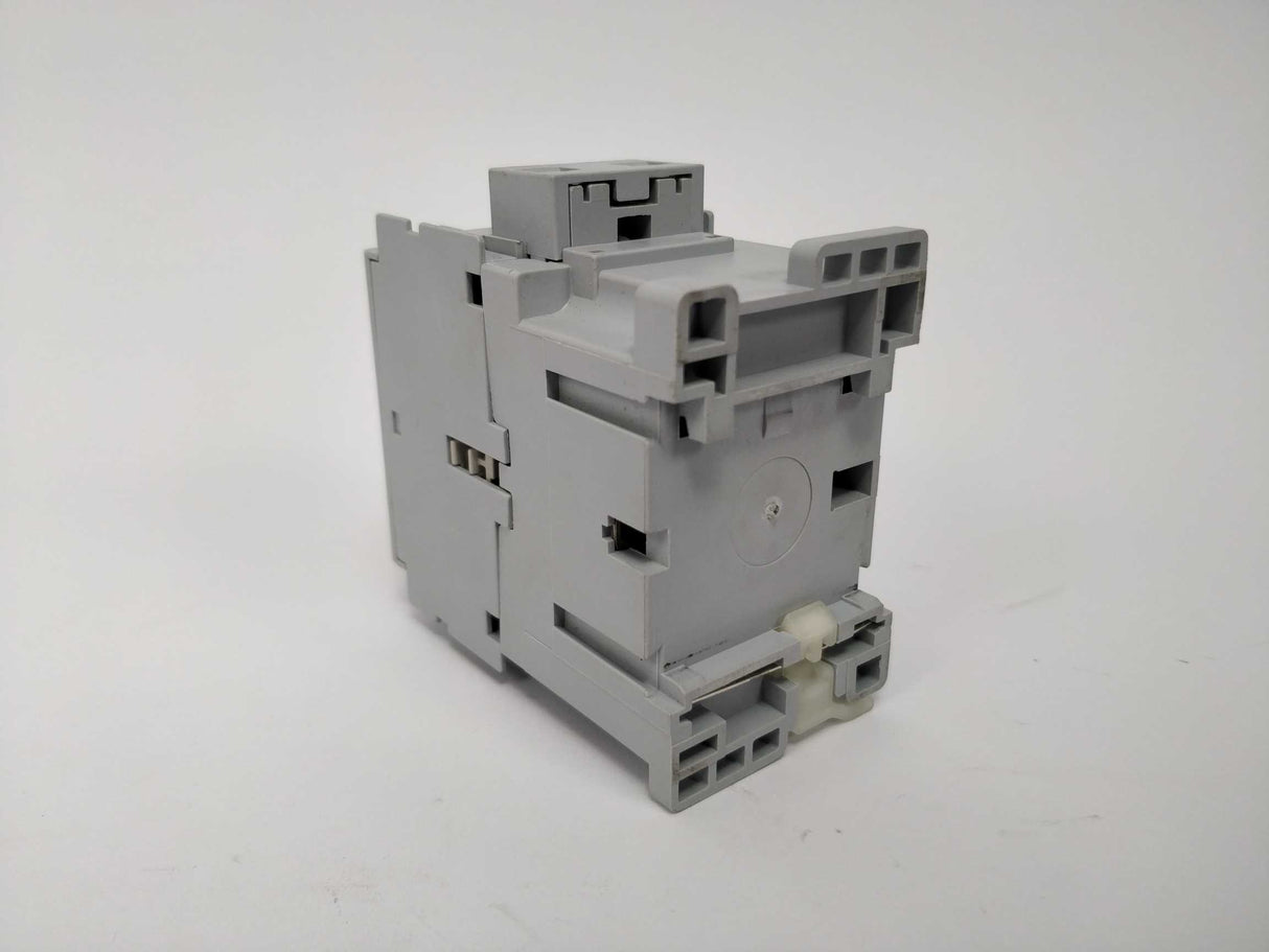 AB 100-C09*10 Aux. Contactor Ser. A 230 V 50/60 Hz