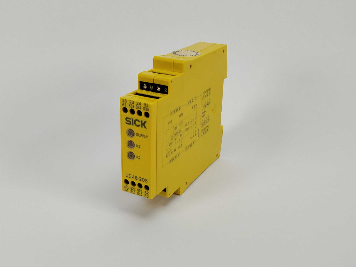 SICK 6024915 UE48-2OS2D2 Safety relay Evaluation unit