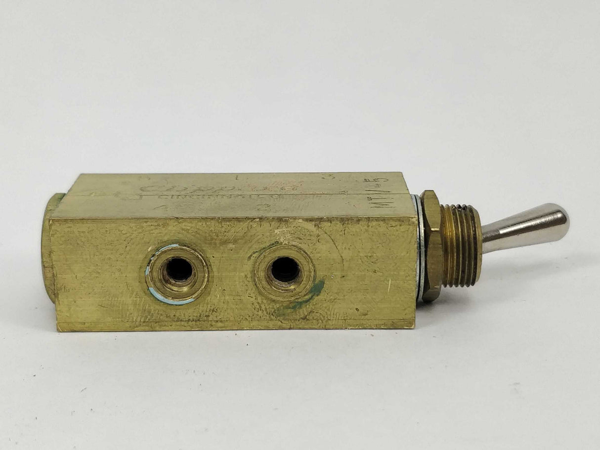 Clippard MTV-5 4-Way Toggle Valve