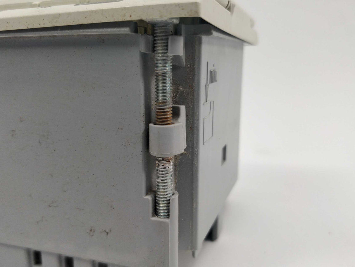 Siemens RVD230 Landis & Staefa District heating controller