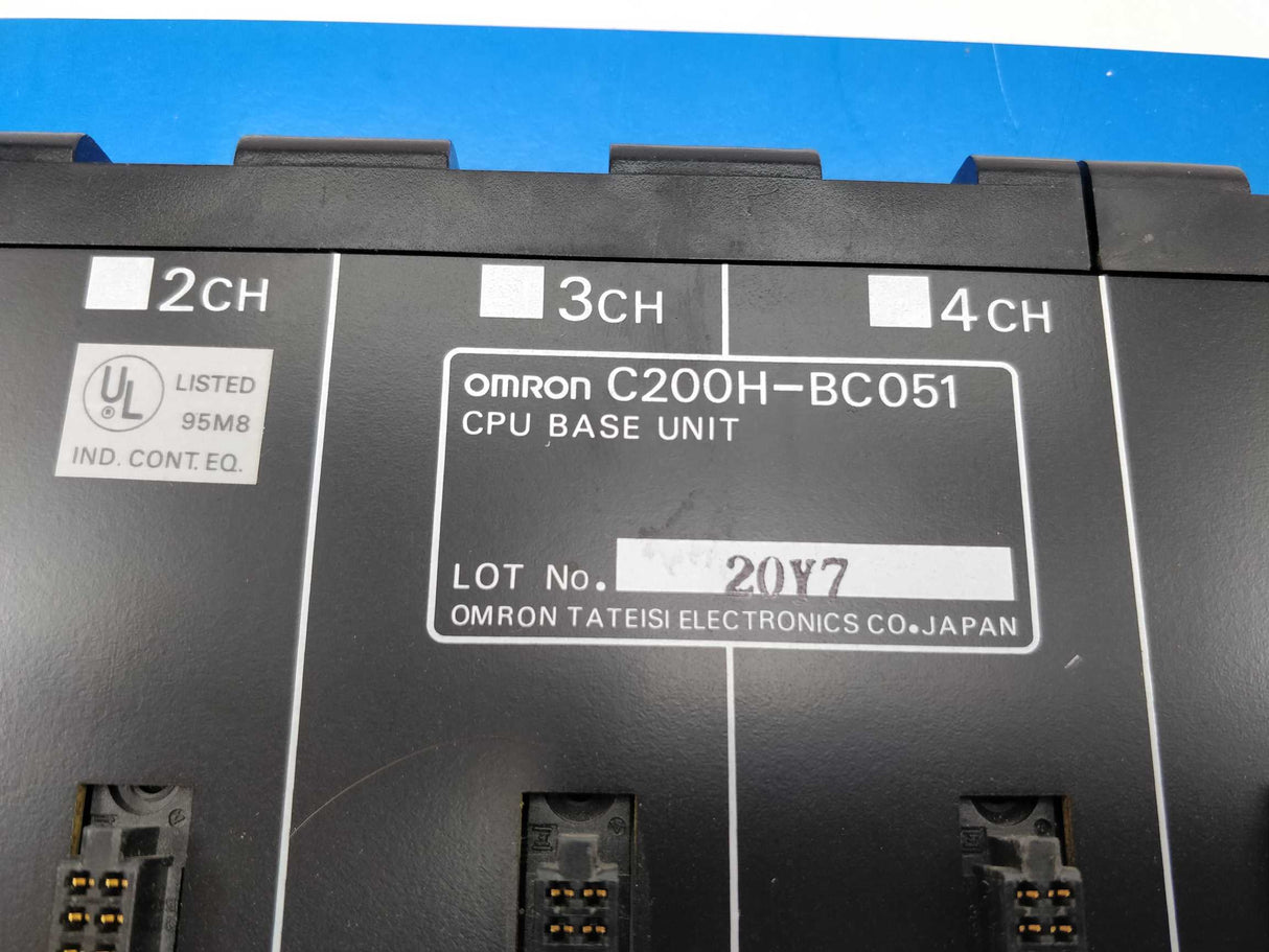OMRON C200H-BC051 Base unit Backplane
