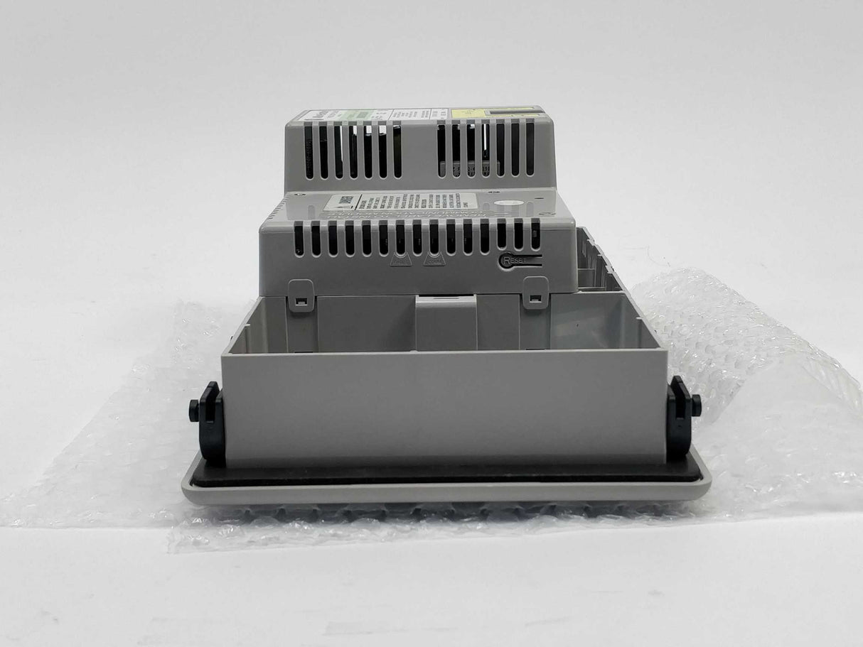 AB 2711P-B6M20A Ser. A Rev. A Panel View Plus 600