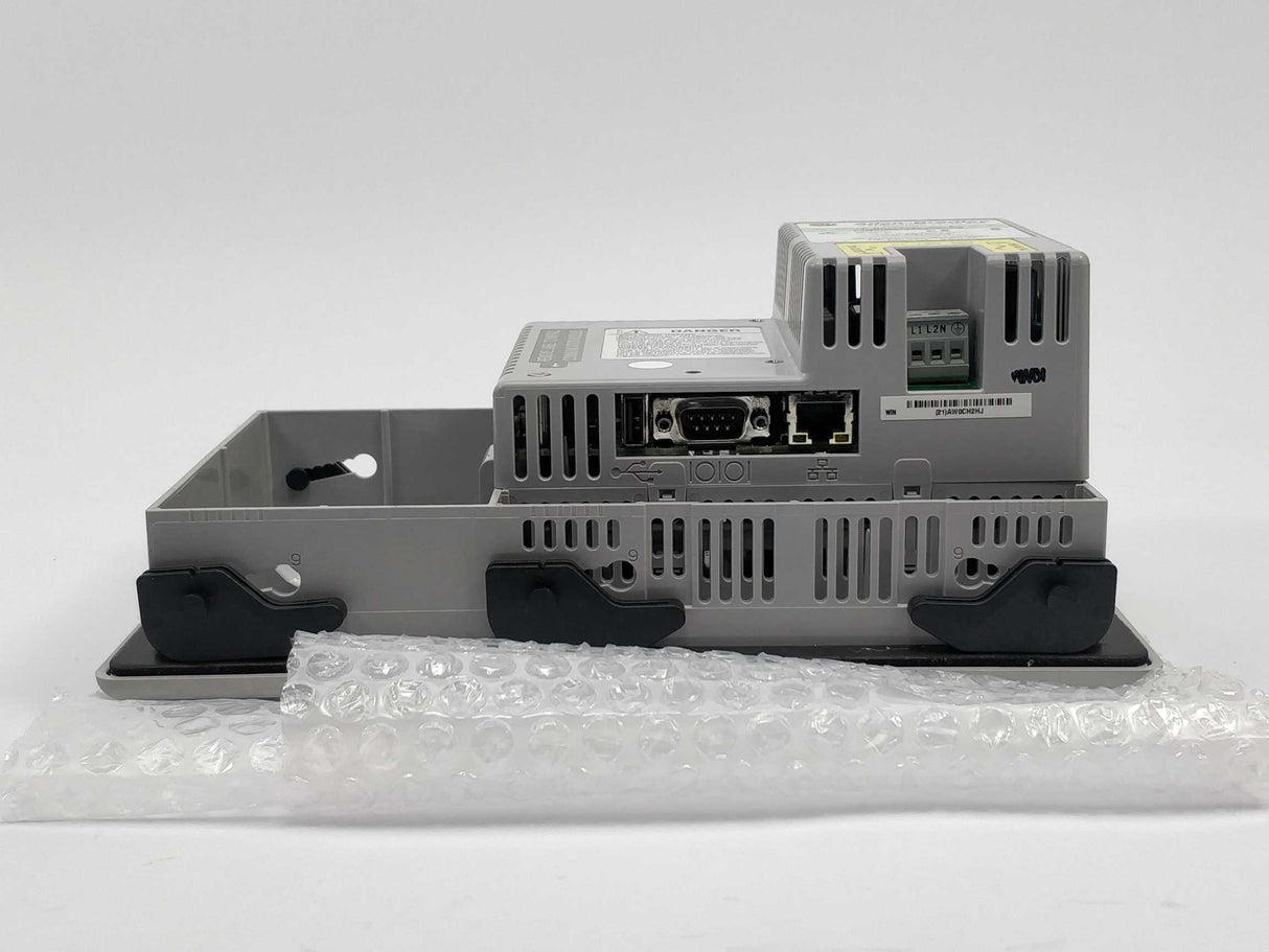 AB 2711P-B6M20A Ser. A Rev. A Panel View Plus 600