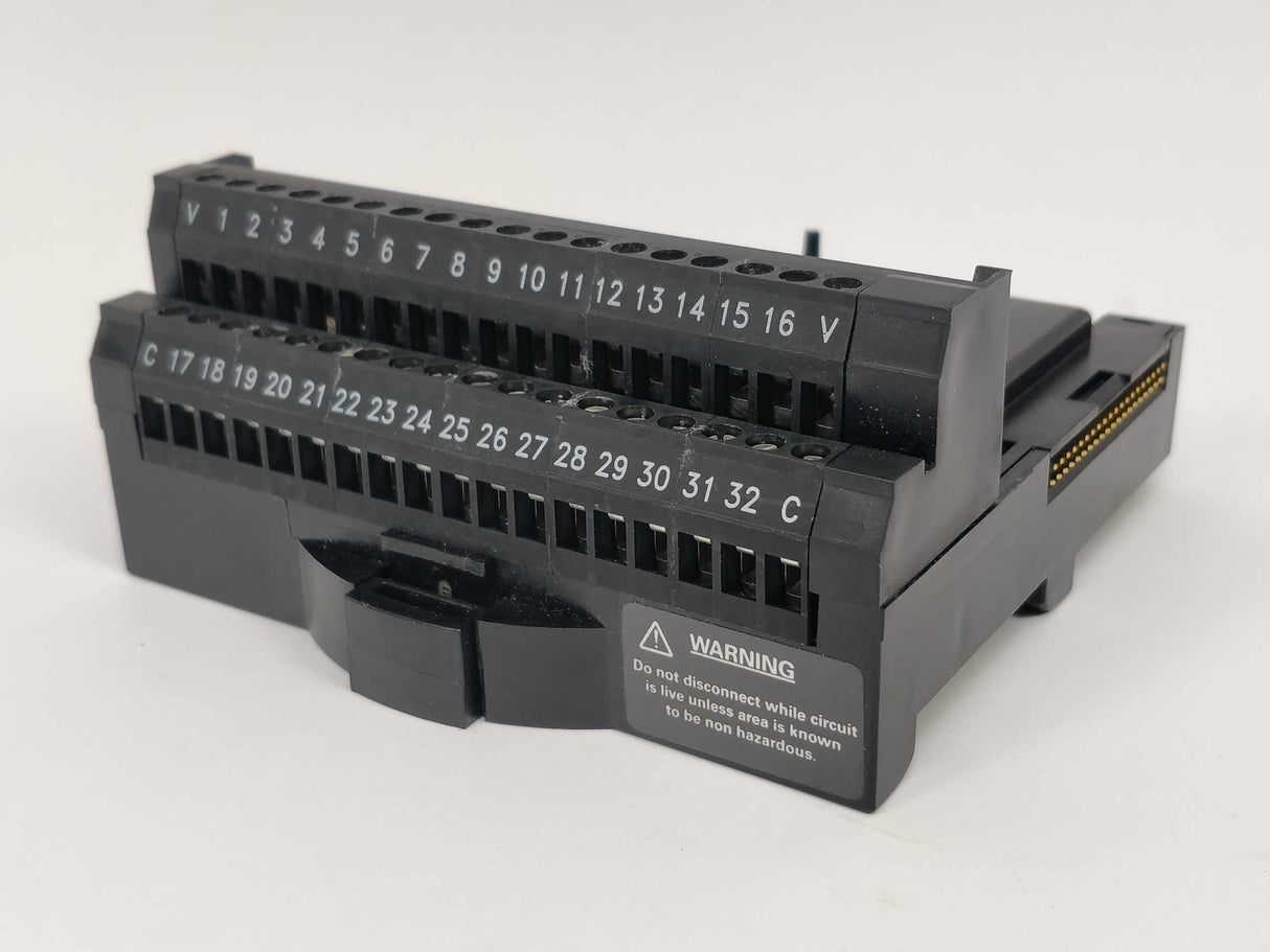 National Instruments 184106C-01 FP-TB-1 Base