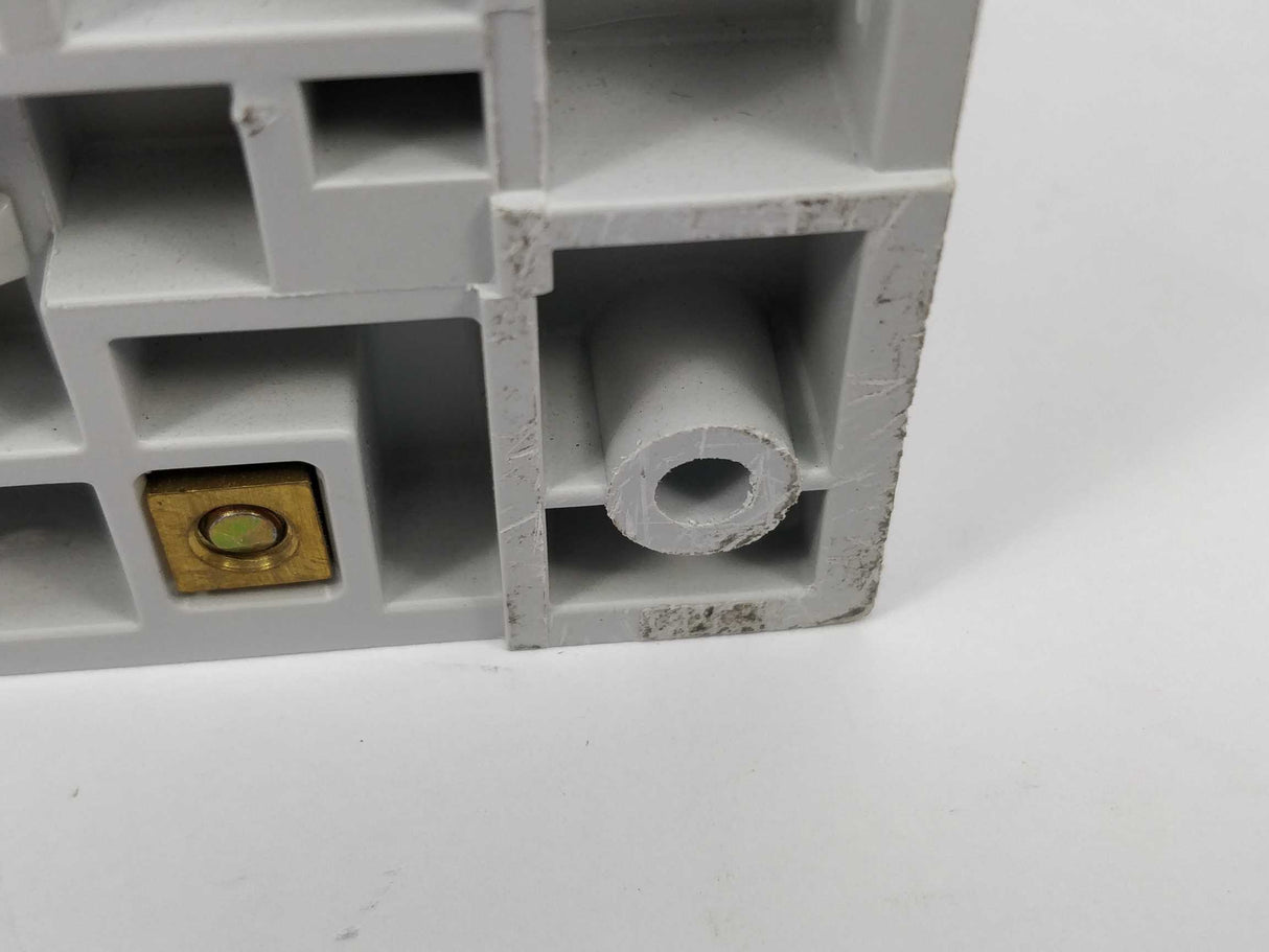 AB CAB6-105 Contactor with CAB6-P