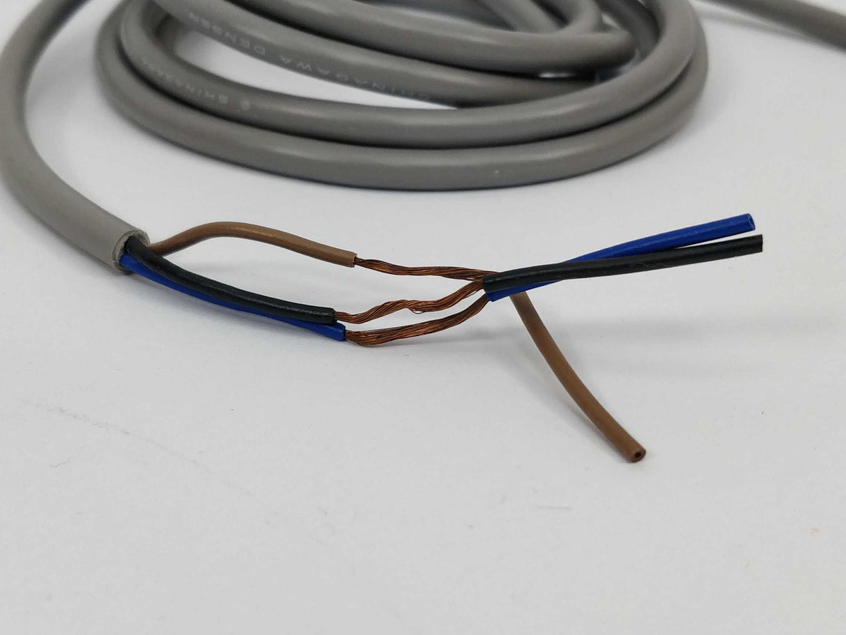 OMRON E2F-X2E2-G Proximity switch 12-24 VDC