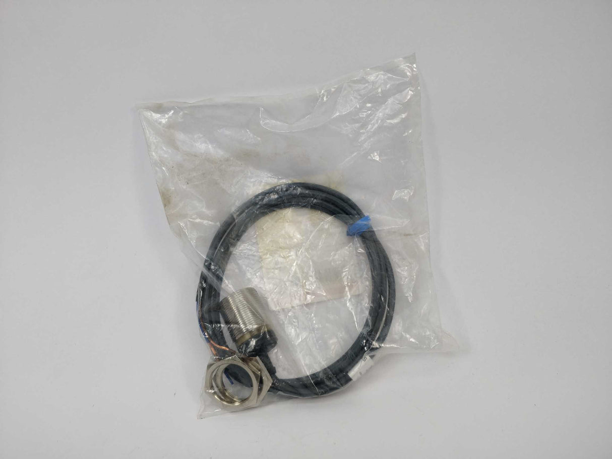 Carlo Gavazzi EI3010TBCSS Proximity switch inductive