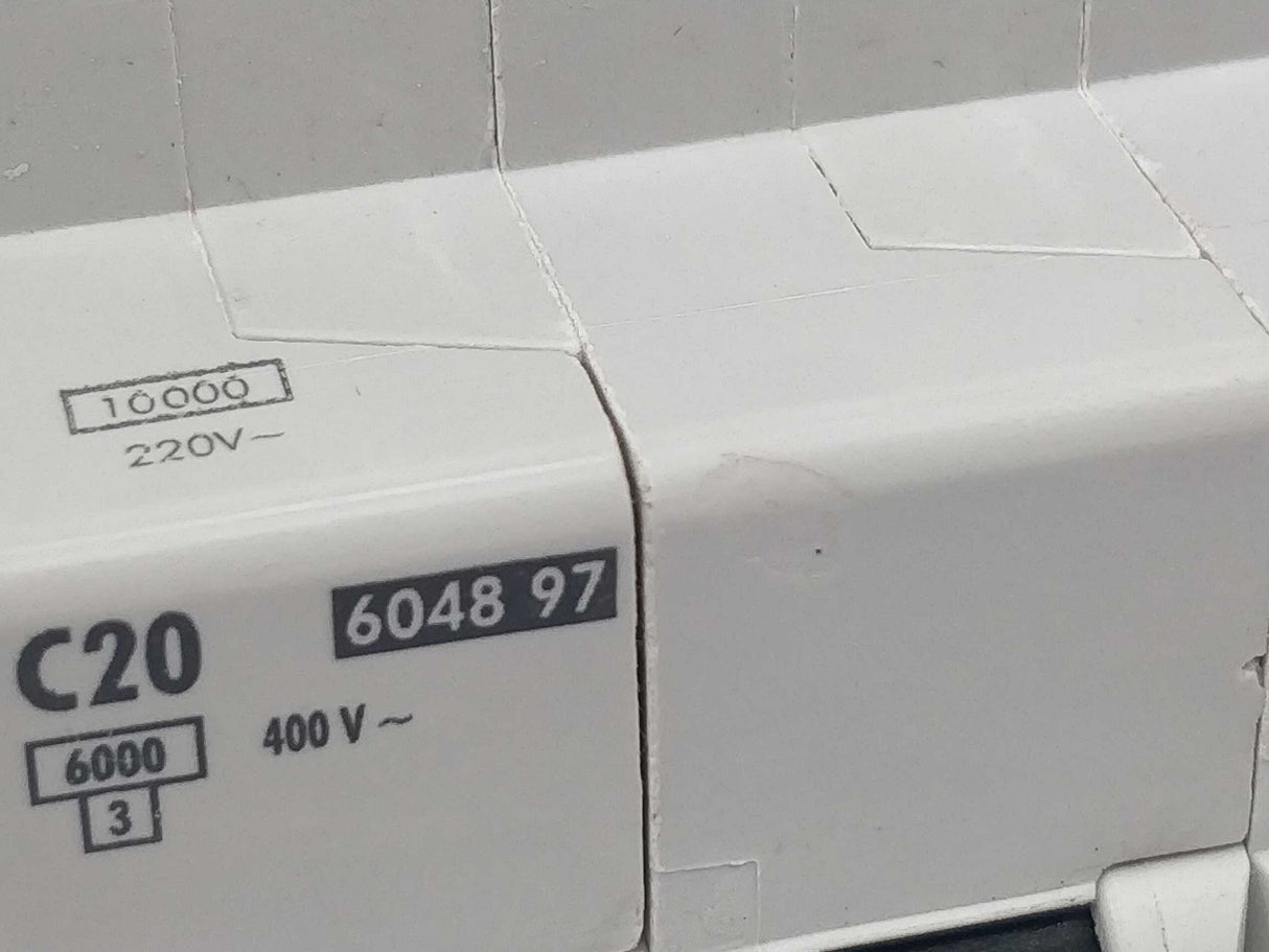 Legrand 604897 Miniature circuit breaker