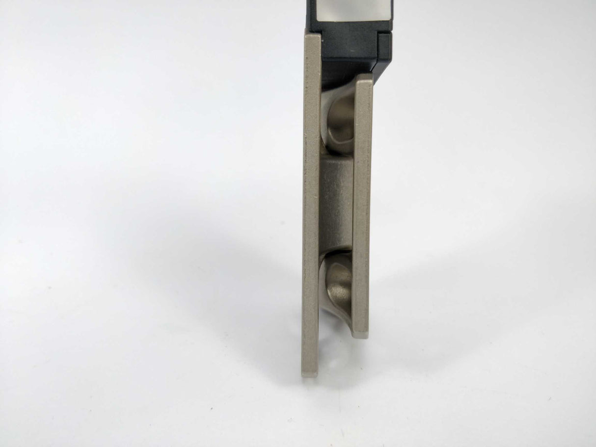 BANNER SI-HGZ63FQDRR Hinge Safety Interlock Switch