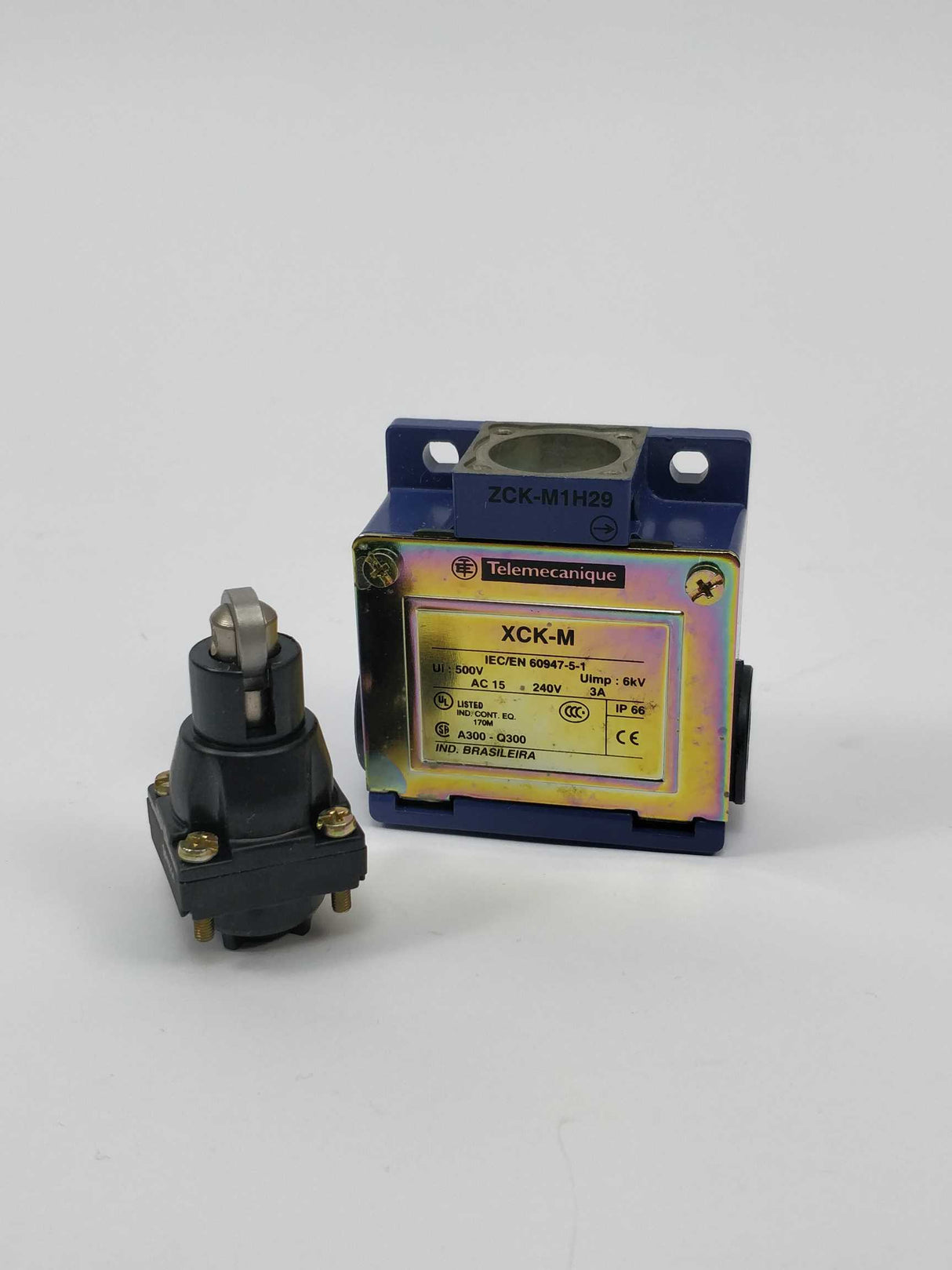 TELEMECANIQUE XCK M102H29 097305 Limit switch