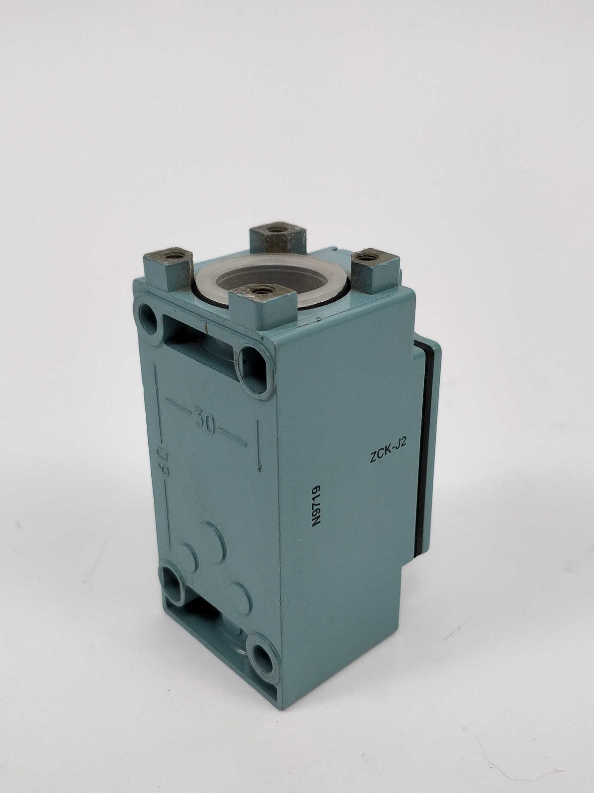 TELEMECANIQUE ZCK J2 064611 Body Contact AC 15 240V 3A