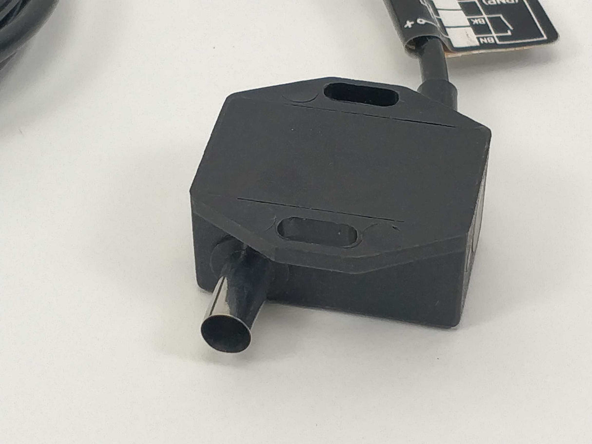 Elan F 694.13 Proximity switch 24 VDC 200mA