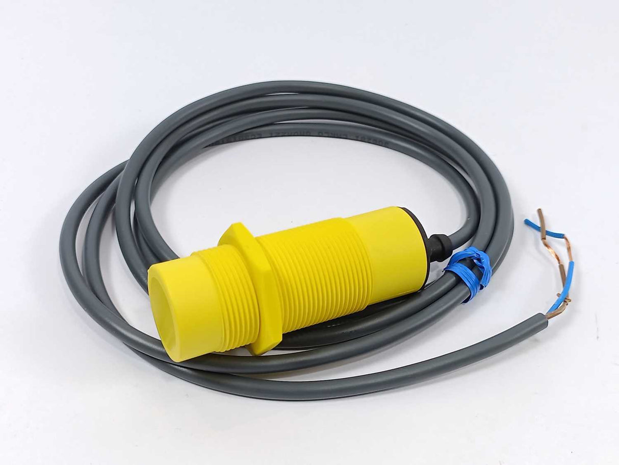 Carlo Gavazzi EC3015TBOP Proximity Switch Capacitive