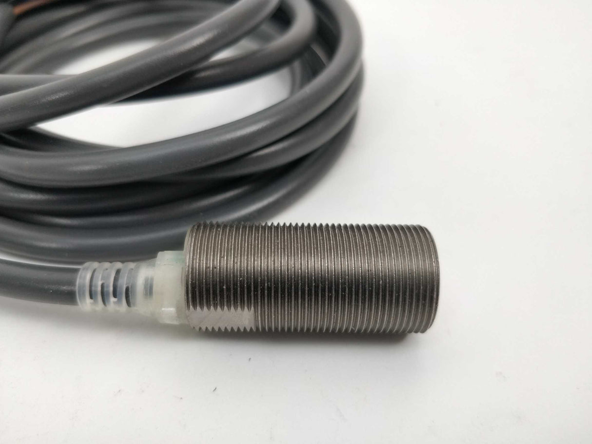 OMRON TL-X10MC1-GE PROXIMITY SENSOR