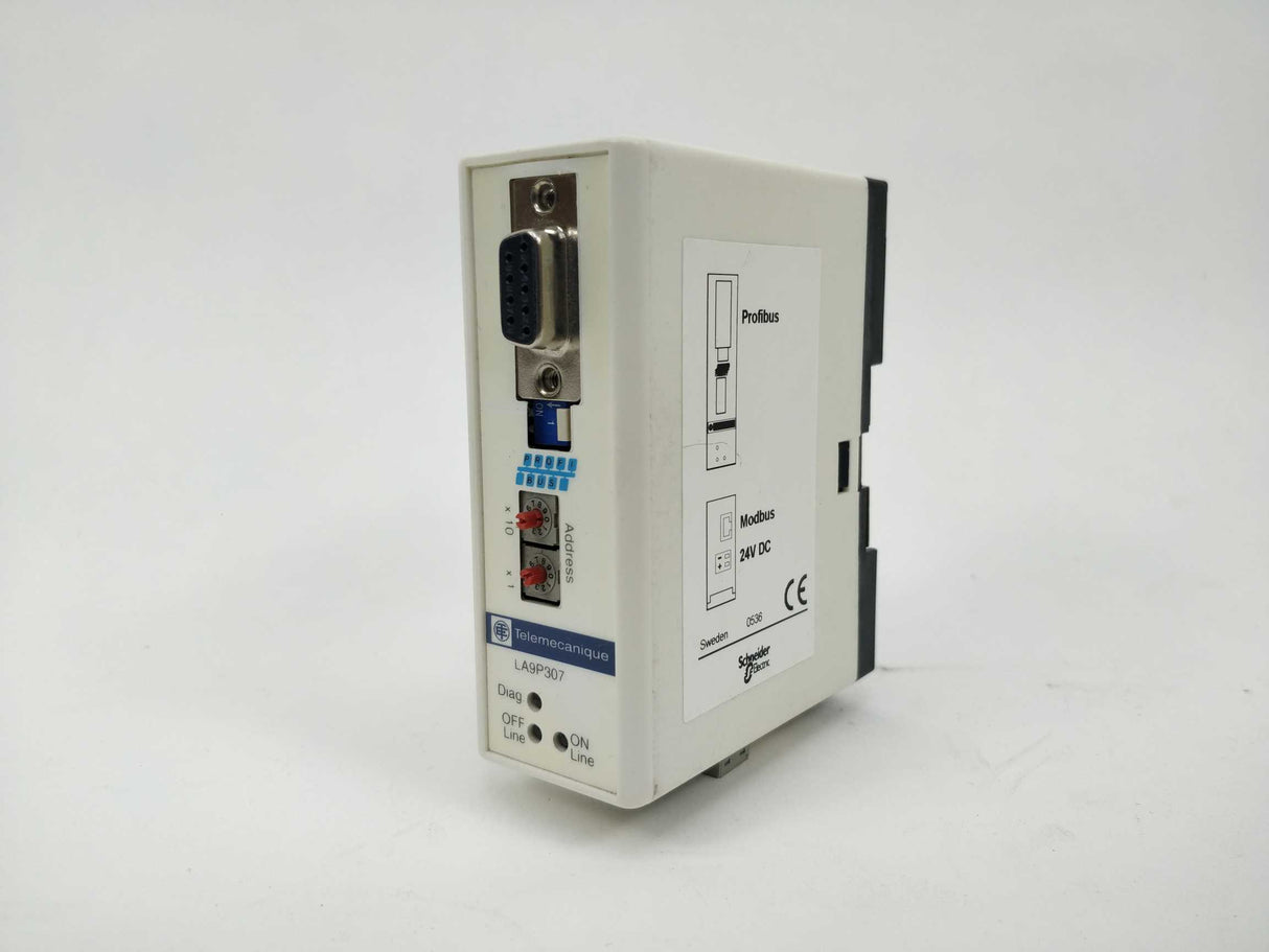 Schneider / Telemecanique LA9P307 Communication Gateway