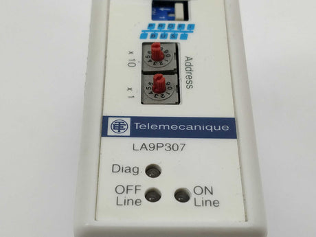 Schneider / Telemecanique LA9P307 Communication Gateway