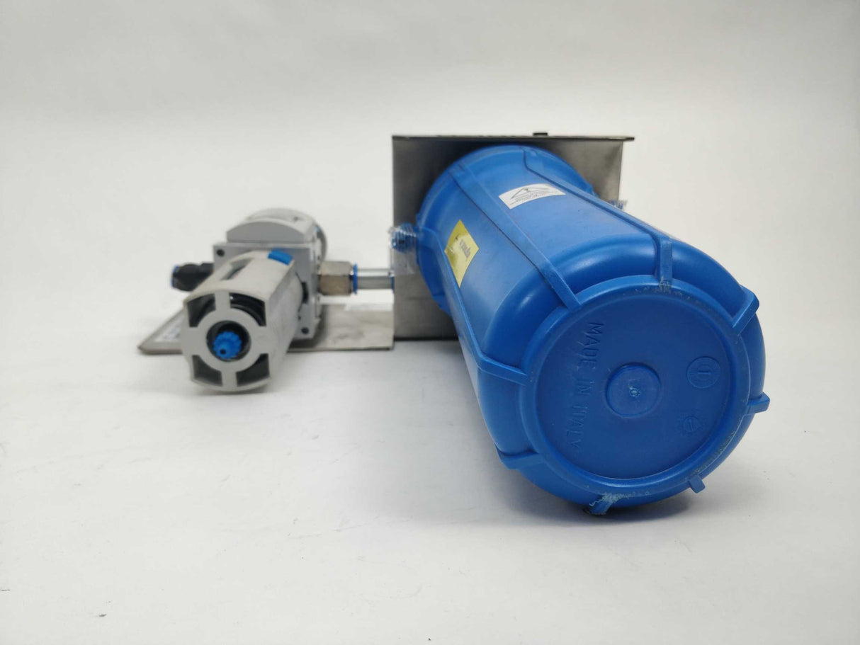 Wandres 2313644 / 120952