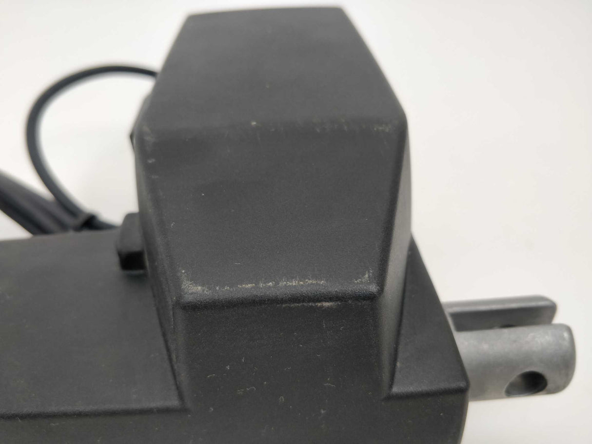 LINAK 3110D0-52152400 LA 31.2MBR-150-24-001 4000 N 2m cabel