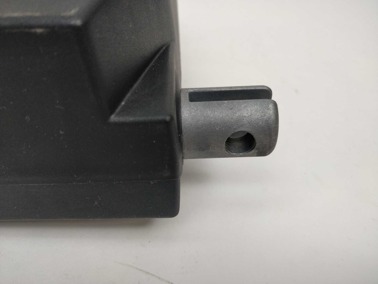 LINAK 3110D0-52152400 LA 31.2MBR-150-24-001 4000 N 2m cabel