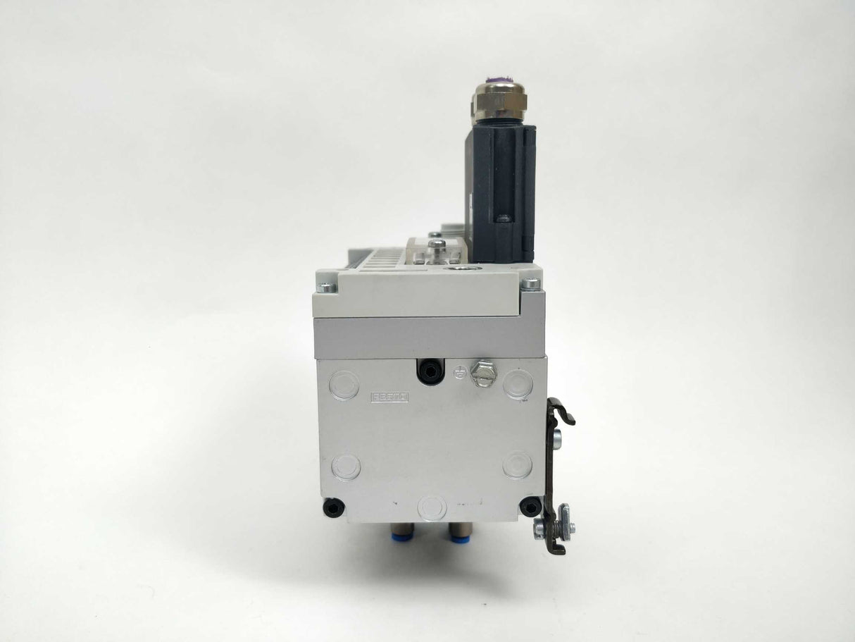 Festo 546188 With 18200, 6843, 532216 & 2x 176055