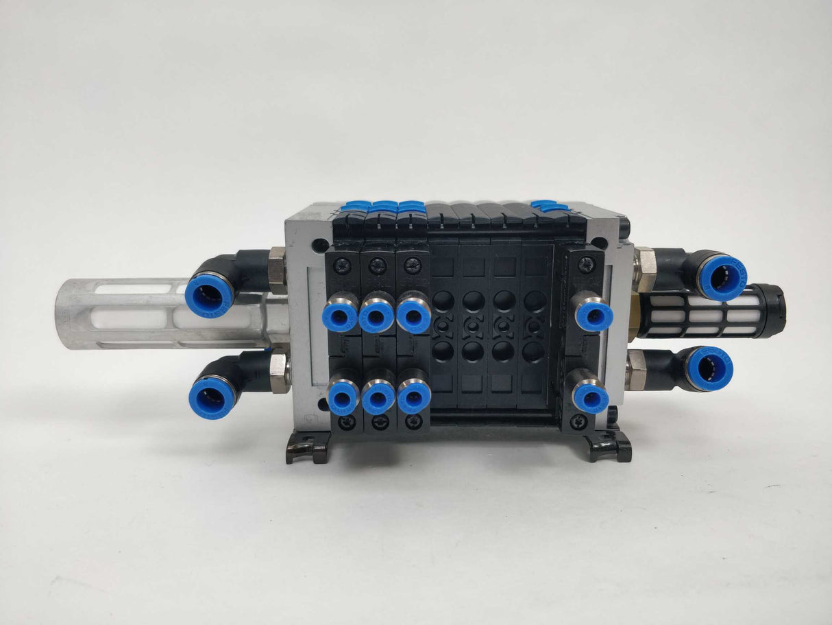 Festo 546188 With 18200, 4x 161416, 3x 161368, 178678, 6843 & 4x 176055