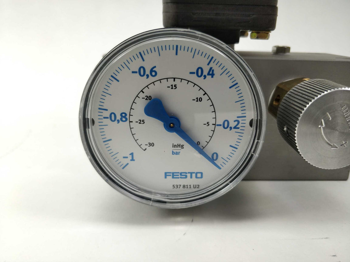 Barksdale E1H-H-VAC-P6, 0403-054 w/ Festo 537811