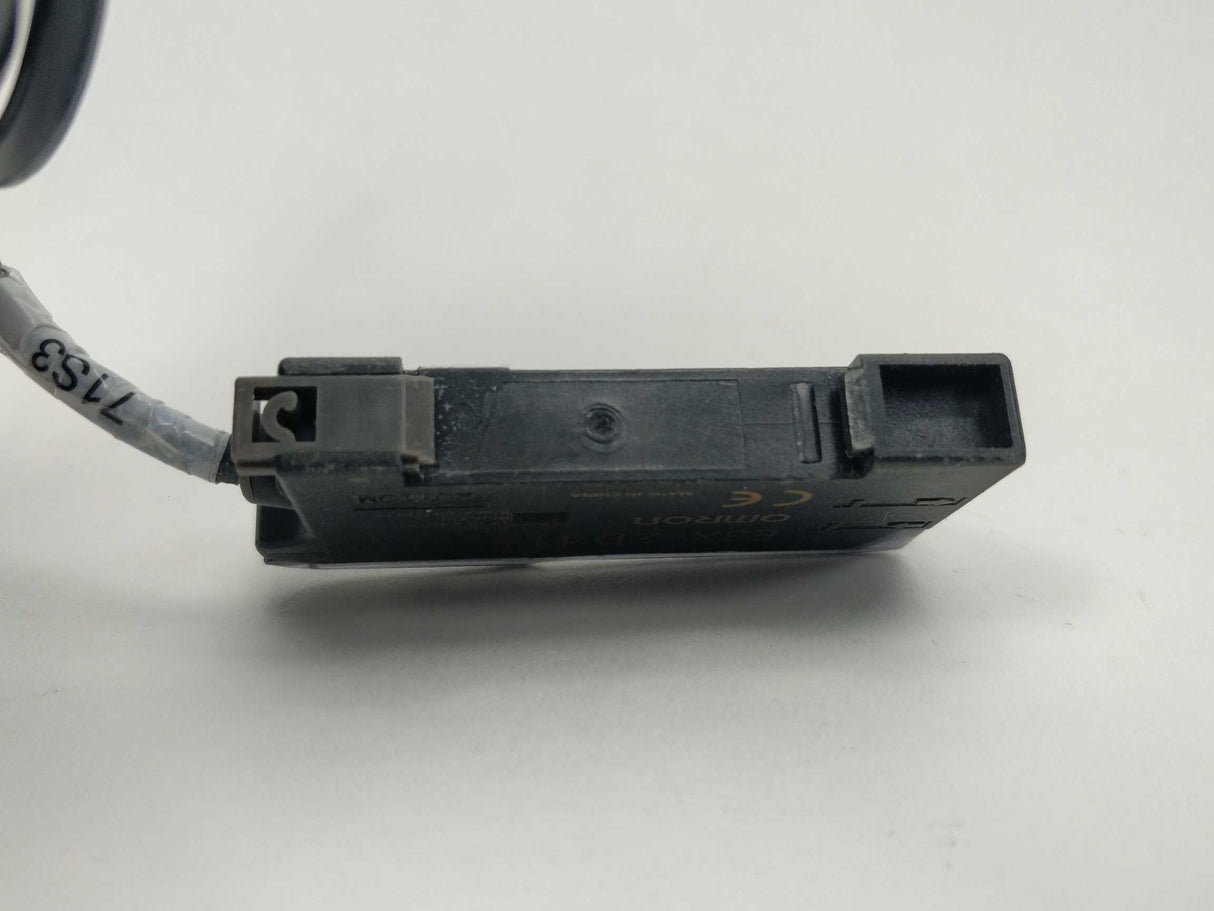 OMRON E3X-ZD41 Digital optical fiber sensor