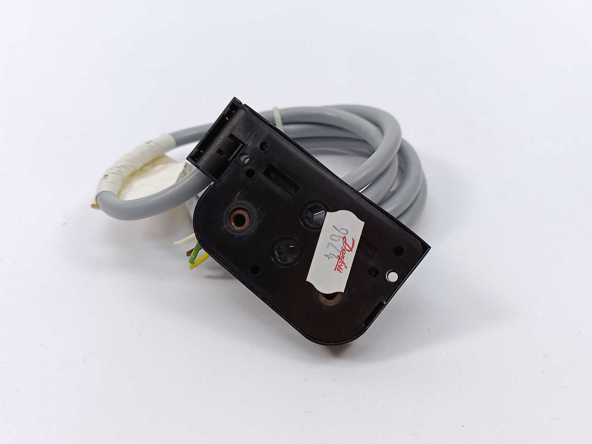 Danfoss 082B3301 AMEK Switch For AMD/AMV 423 And 523