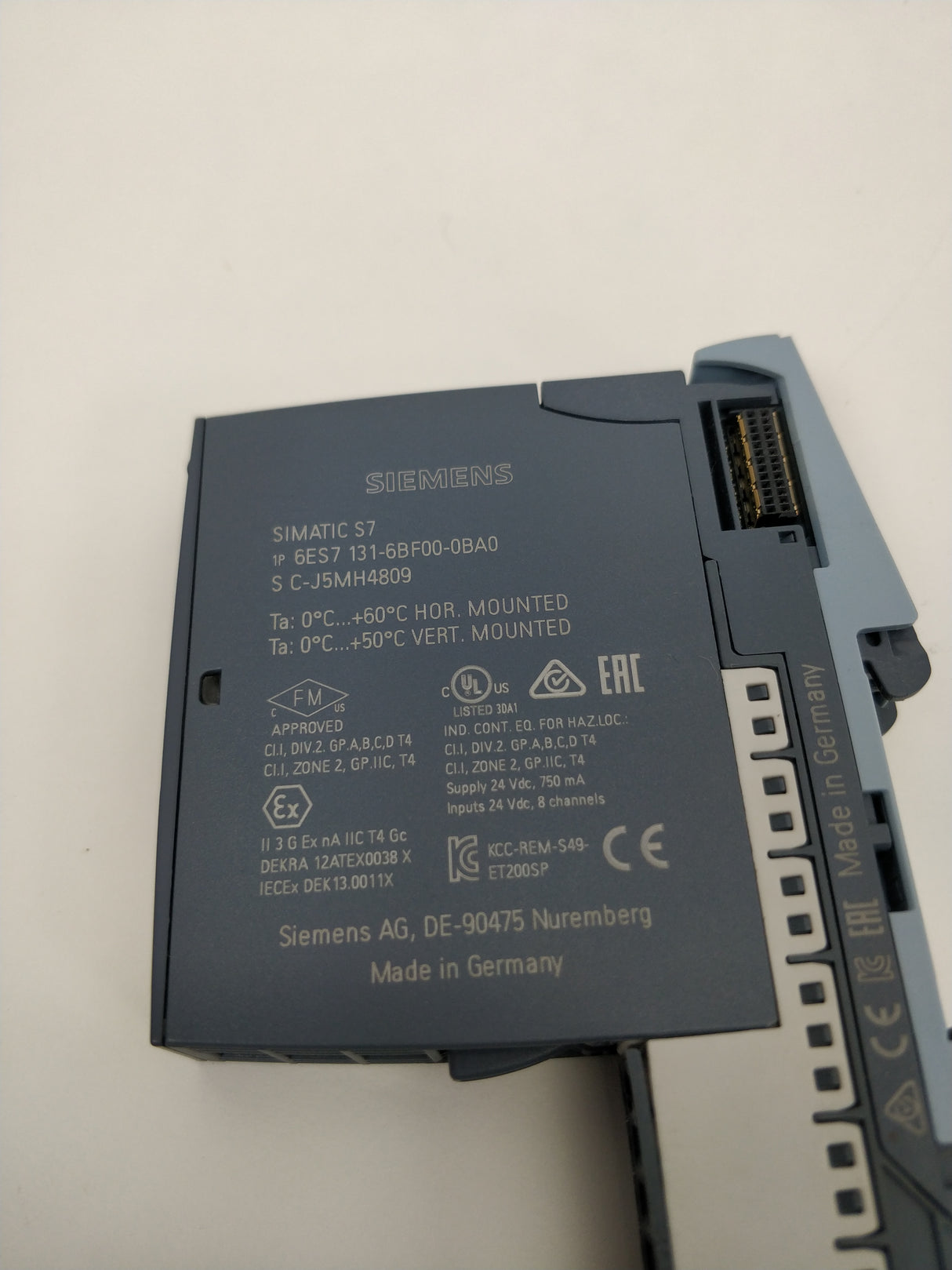 Siemens 6ES7131-6BF00-0BA0 SIMATIC ET 200SP + 6ES7193-6BP20-0DA0