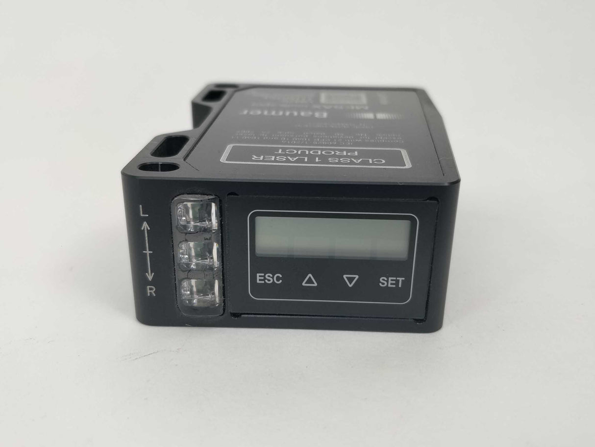 Baumer OM70-X0150. 11155463 OM70-X0150.HI0720.VI Distance Sensor