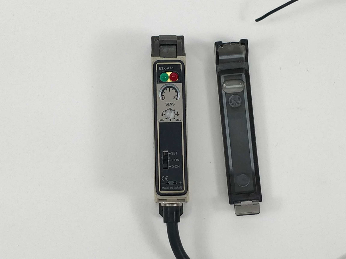 OMRON E3X-A41 10 - 30VDC