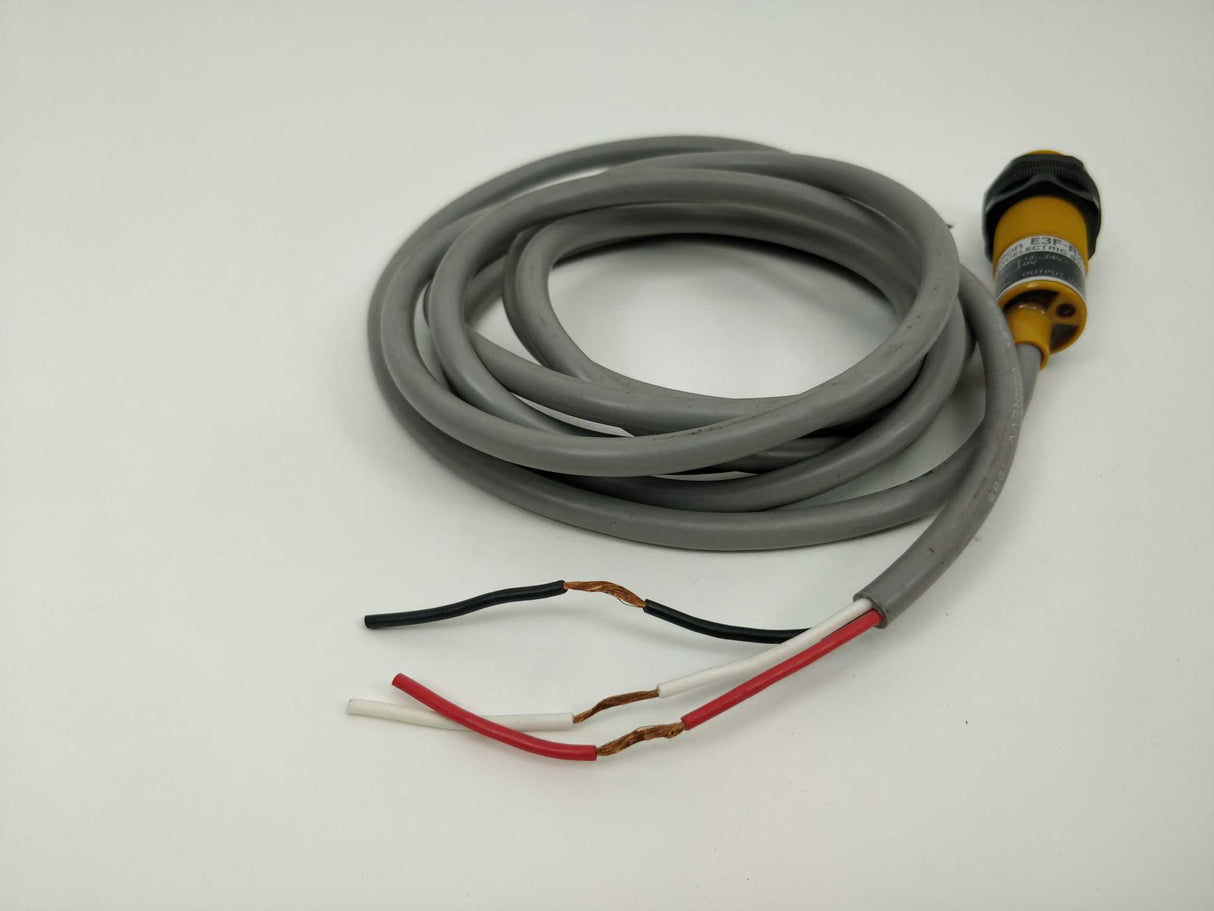 OMRON E3F-R2C4 PHOTOELECTRIC SWITCH