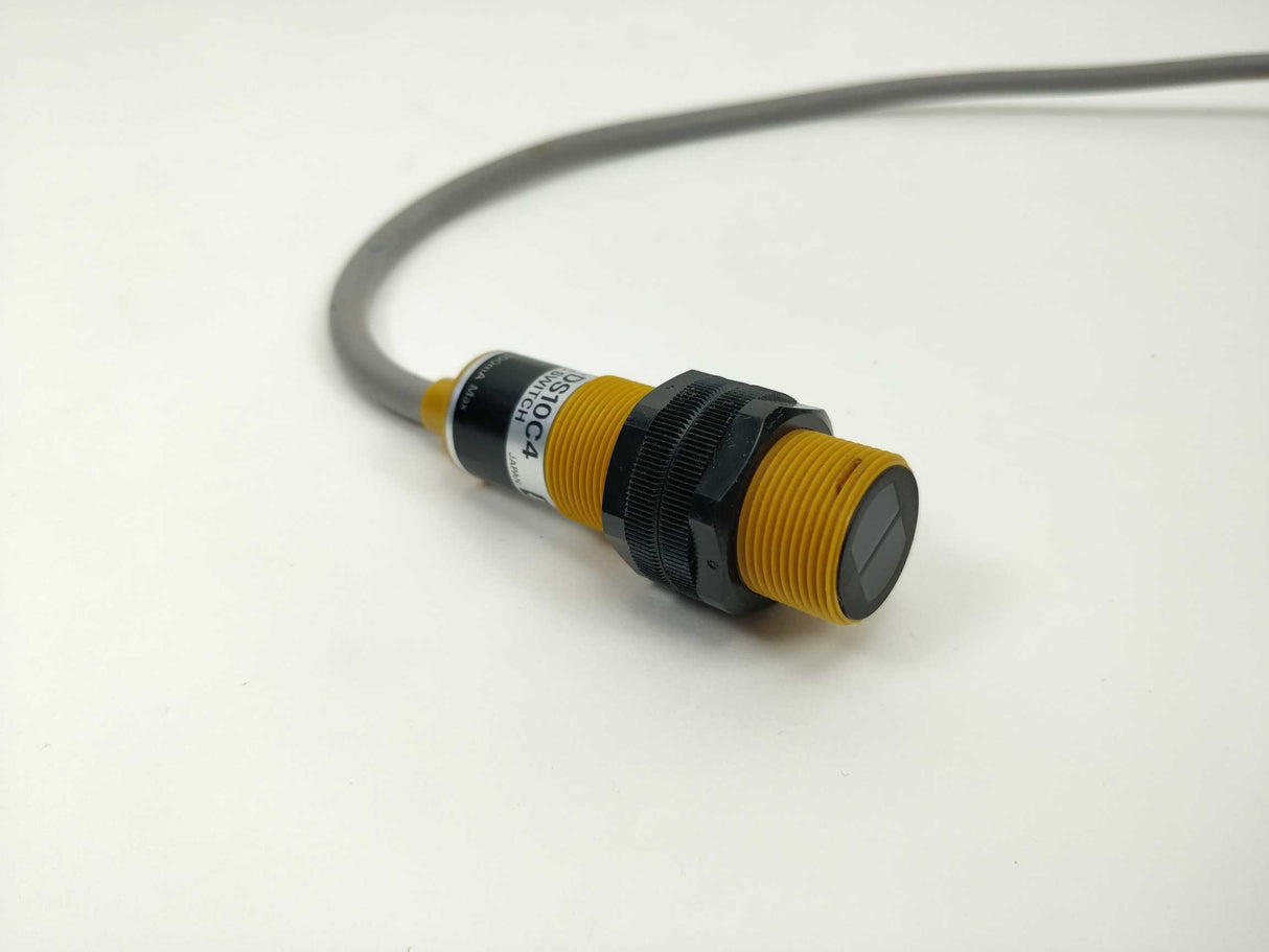 OMRON E3F-DS10C4 PHOTOELECTRIC SWITCH