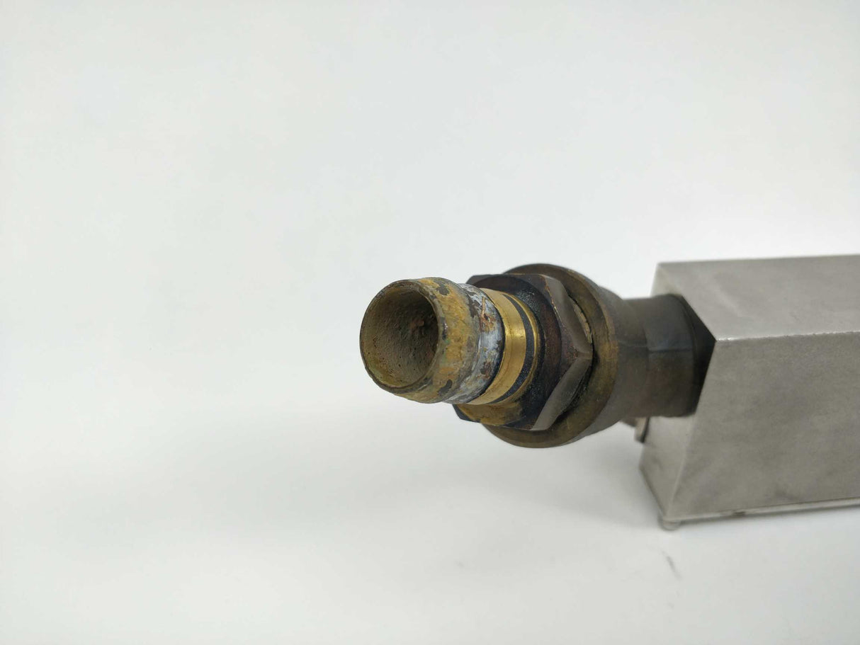 TRUMPF / Haas Laser 05-17-33-00/01 4000 I / PT 100 Flow Sensor