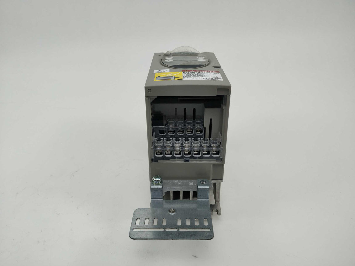 Schneider Electric SD328AU25S2 Lexium Stepperdrive Analog. PR 846.00, Rev 1.502