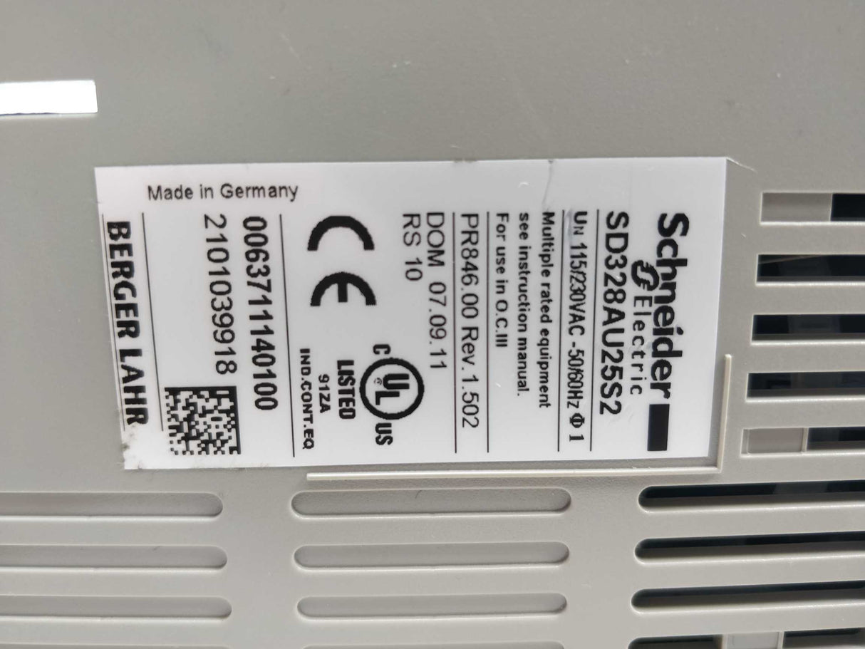 Schneider Electric SD328AU25S2 Lexium Stepperdrive Analog. PR 846.00, Rev 1.502