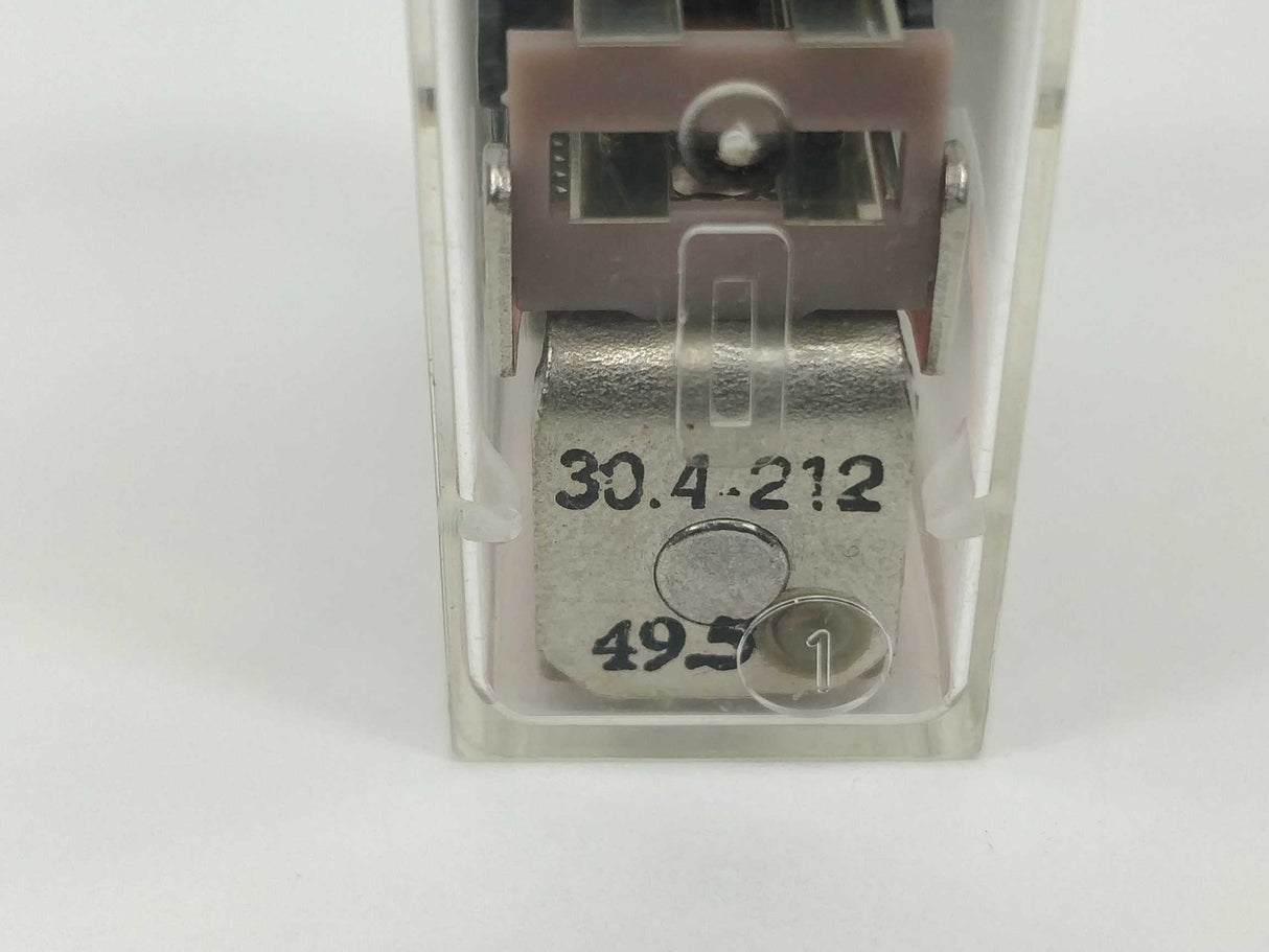 Relay 30.4-212 Relay 49.5