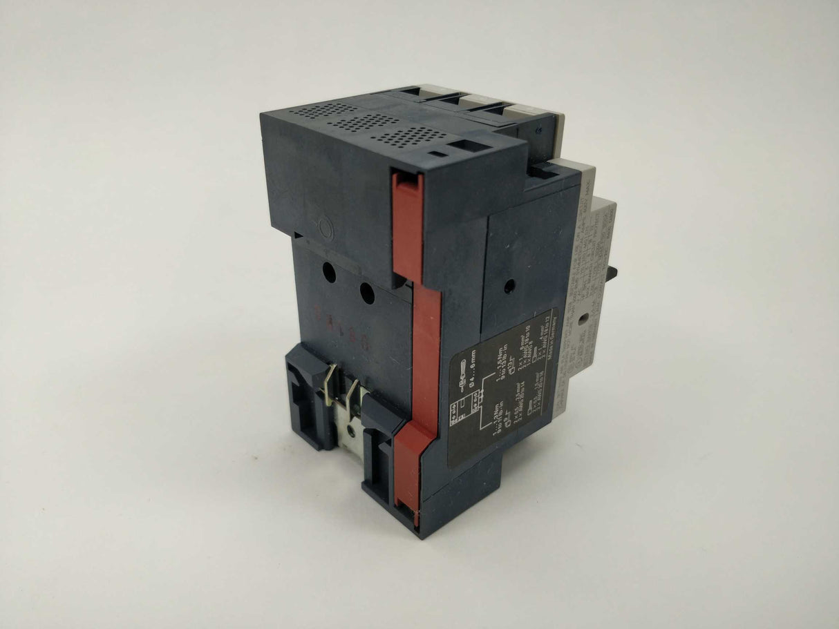 Siemens 3VU1300-1MJ00 CIRCUIT-BREAKER FOR MOTOR. 2.4-4A