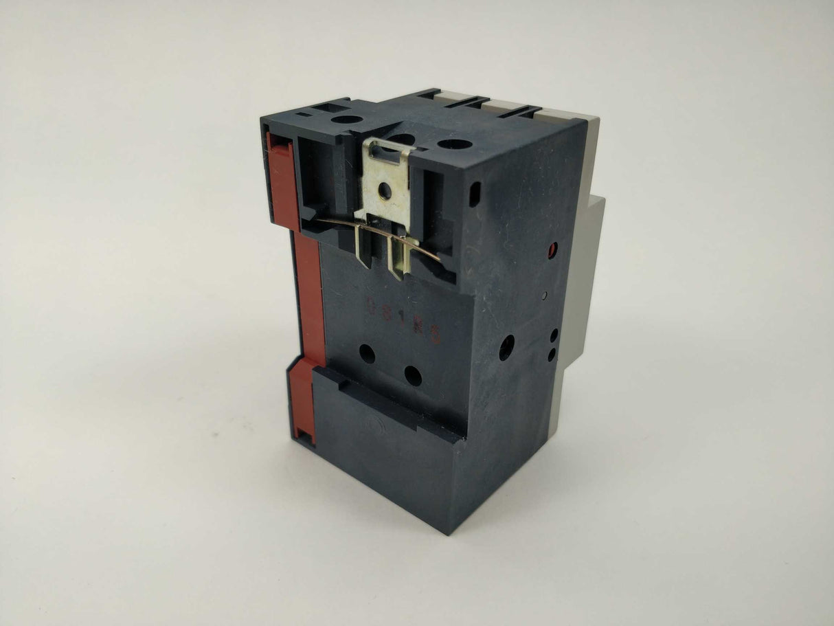 Siemens 3VU1300-1MJ00 CIRCUIT-BREAKER FOR MOTOR. 2.4-4A