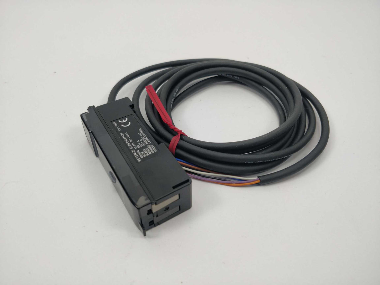 KEYENCE  LV-51MP DIGITAL LASER SENSOR