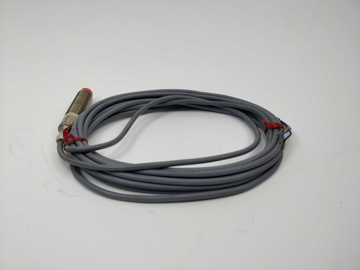 BALLUFF BES 516 361 A0 Y 8610 10-30 VDC Proximity Sensor